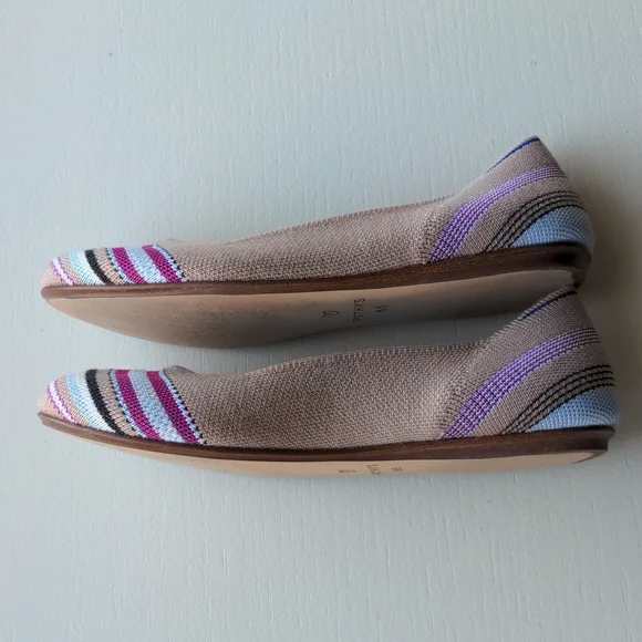 💕 Rothy's Merino Wool Flat in Camel Ribbon Stripe Merino Wool Size 6.5 - Picture 4 of 10